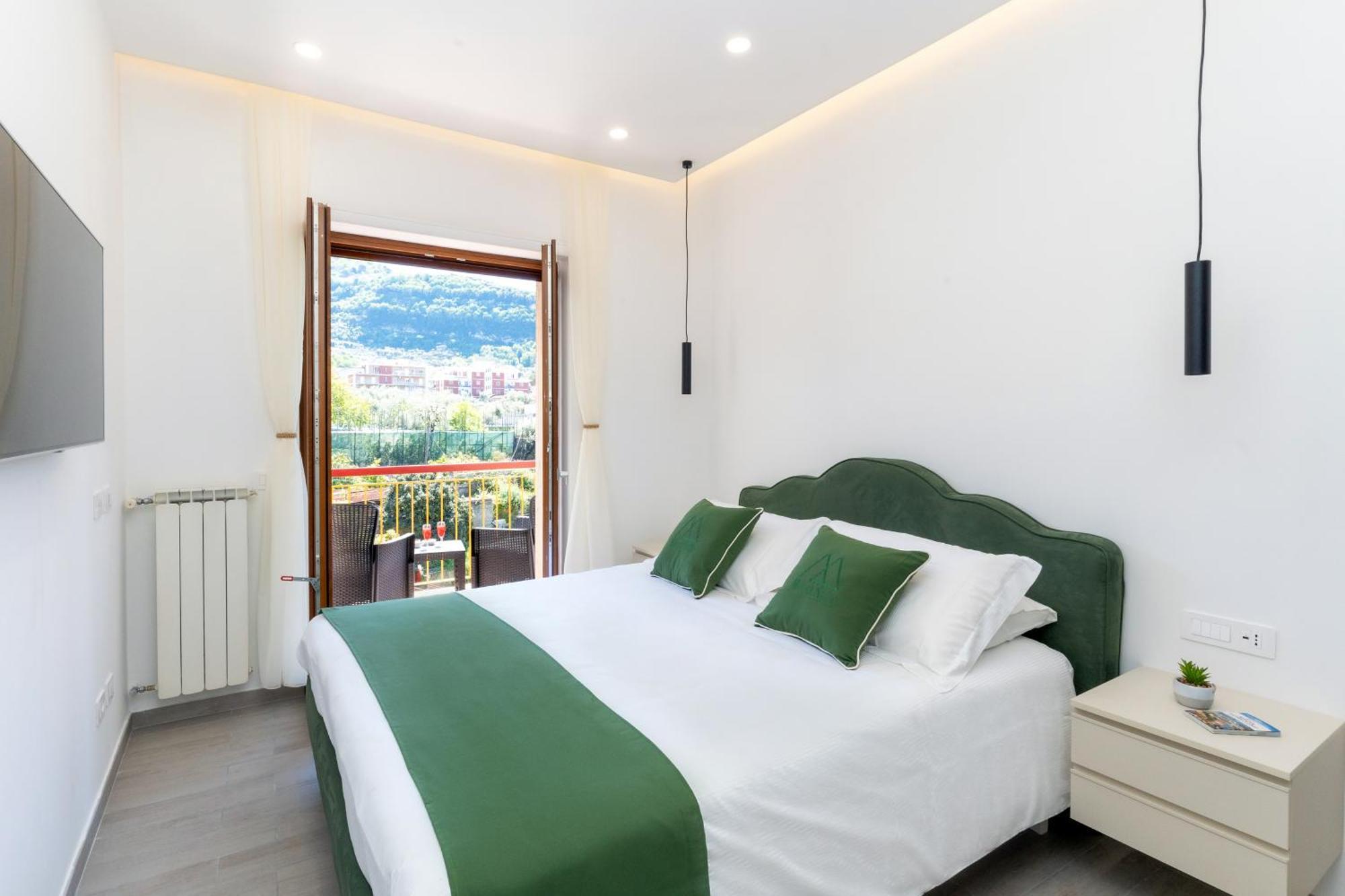 Mifra Suites Sorrento Bagian luar foto