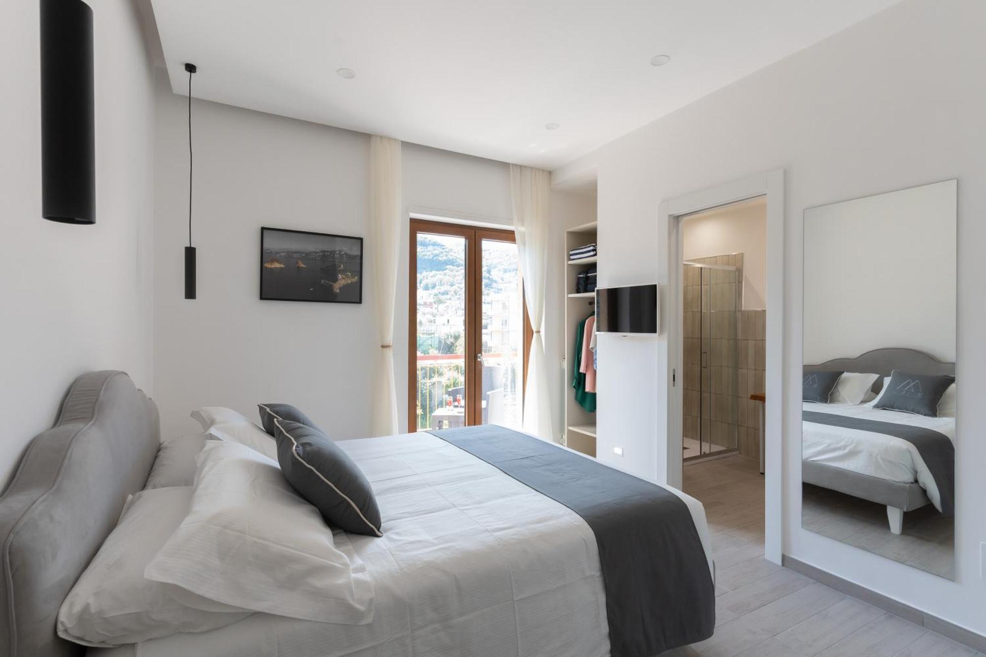 Mifra Suites Sorrento Bagian luar foto