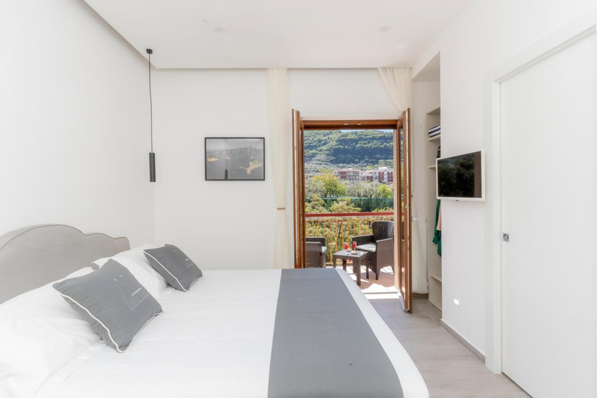 Mifra Suites Sorrento Bagian luar foto